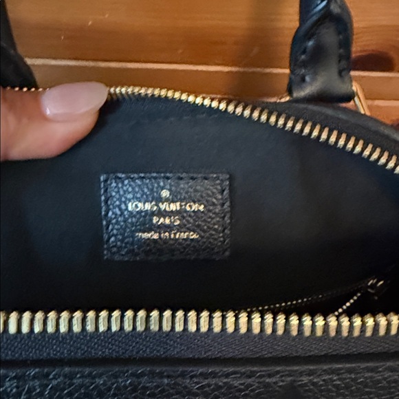 Louis Vuitton Speedy 25 Bandouliere in Monogram Empreinte Noir - Picture 6 of 8